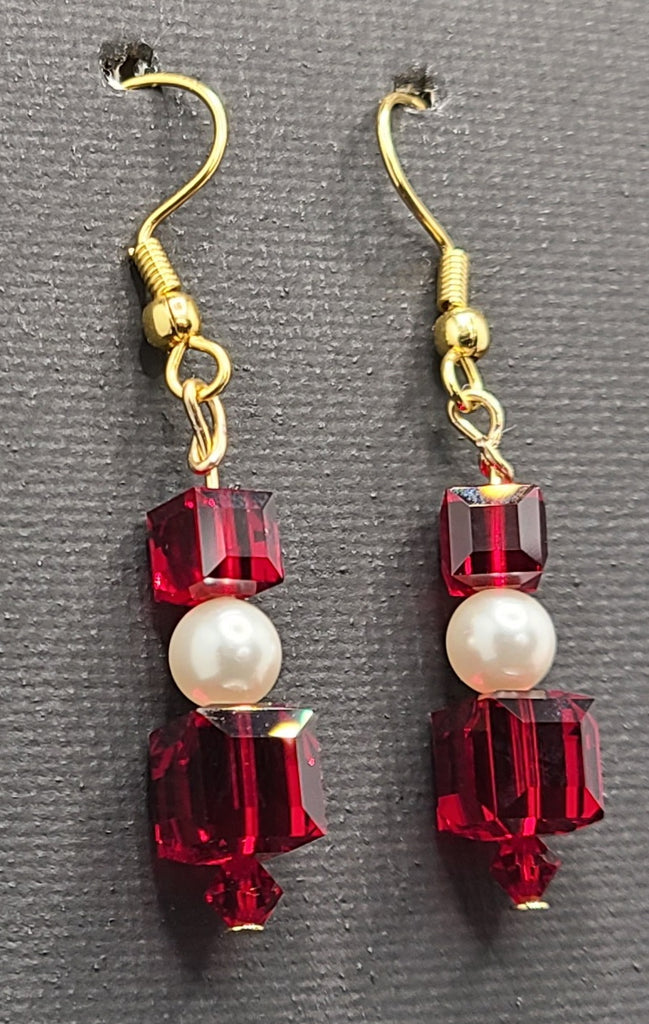 Earrings - Red and white pearl Swarovski with gold