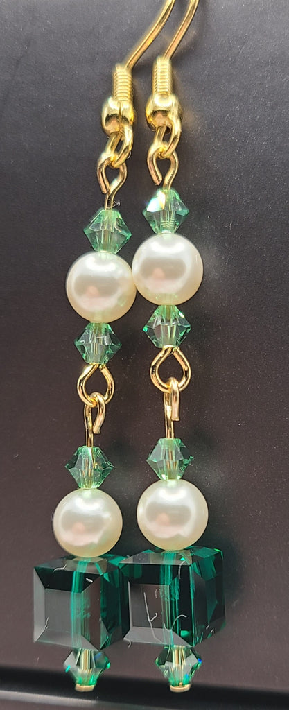 Earrings - Green and white pearl Swarovski with gold