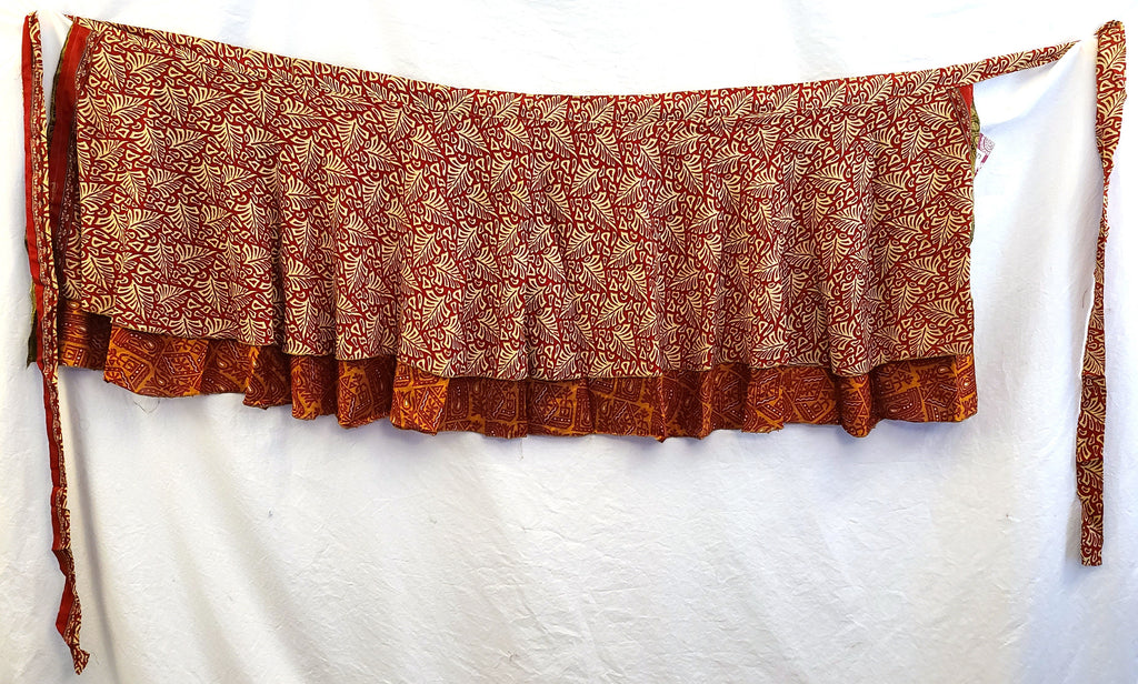 Well-Coordinated Tribal in the 70s' - Darn Good Yarn Regular-sized Mini skirt